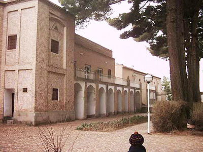 باغ و موزه اکبریه